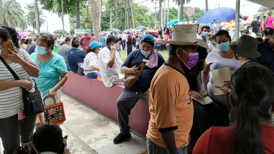 Guatemaltecos Acudieron a Tapachula a Vacunarse Contra el Covid-19