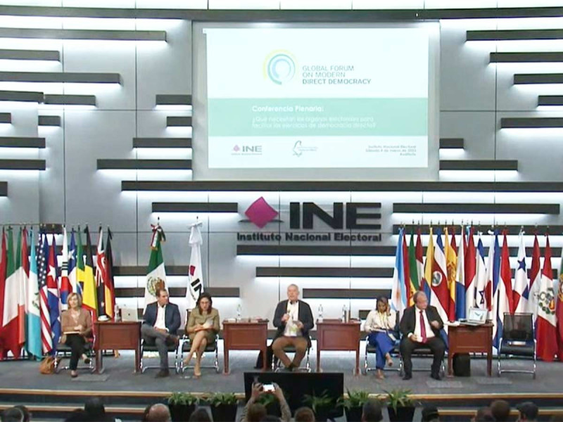 INE debe resistir ataques, aseguraron consejeros electorales