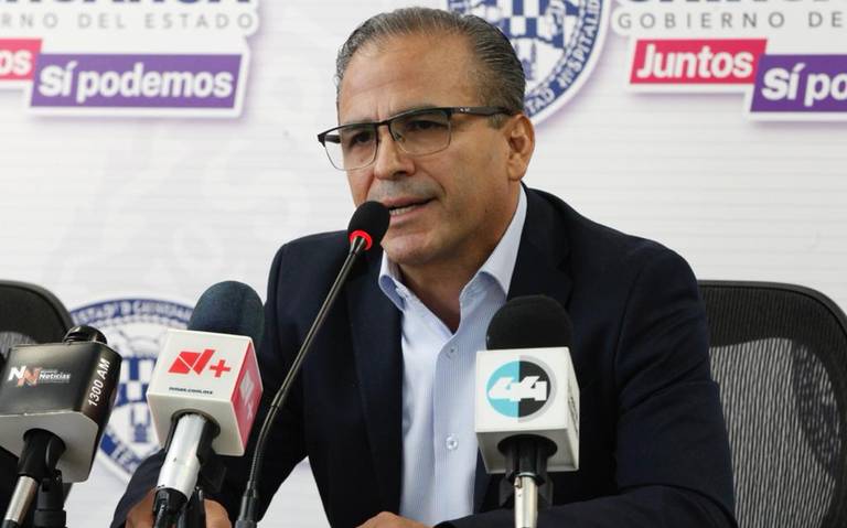 Reconocen rezago en la oficina de Transporte