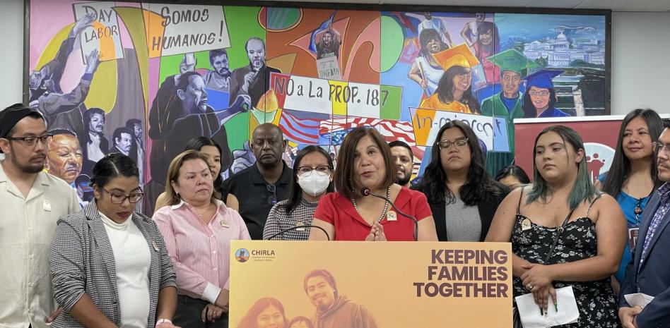 Arranca este lunes plan de legalización que beneficiará a medio millón de migrantes