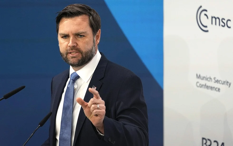 Vance pide a los europeos que dejen de rechazar a los partidos considerados extremistas